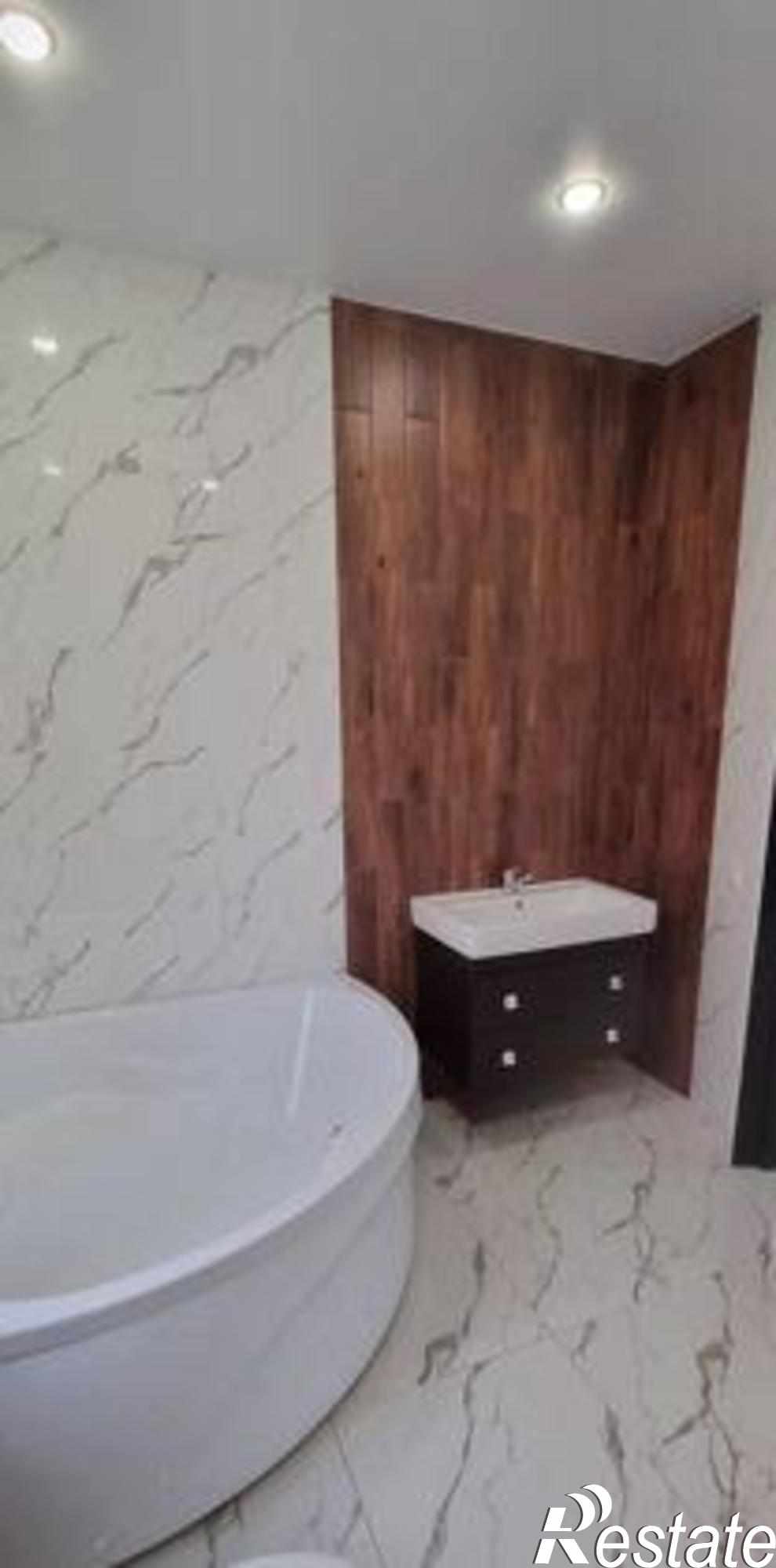 Купить дачу, дом, коттедж за 6 980 000 рублей на 2-я Бежевая улица, 39