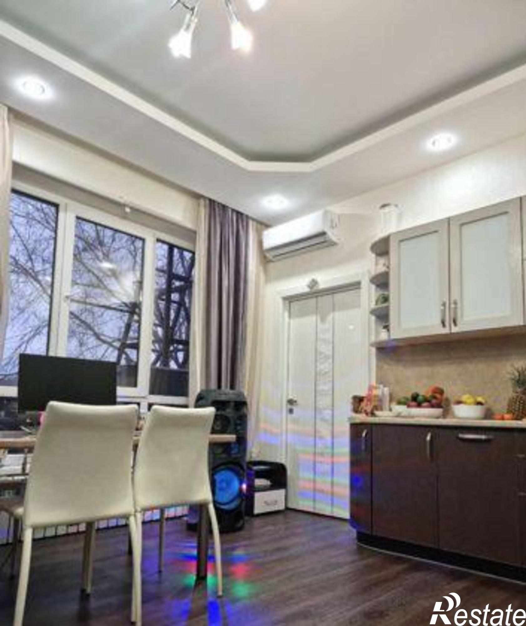 Купить дачу, дом, коттедж за 41 800 000 рублей на улица Фрунзе, 10