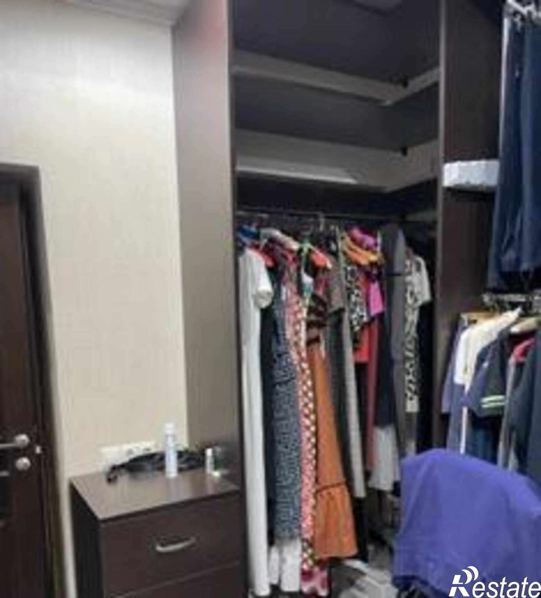 Купить дачу, дом, коттедж за 25 650 000 рублей на Осевая улица, 39