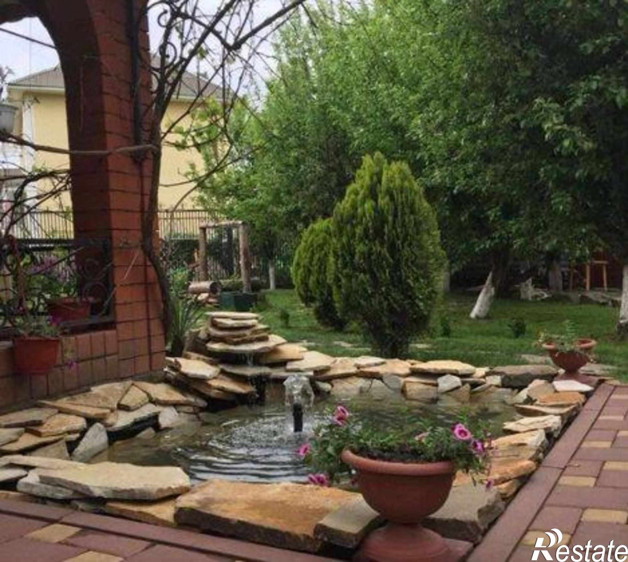 Купить дачу, дом, коттедж за 25 650 000 рублей на Осевая улица, 24