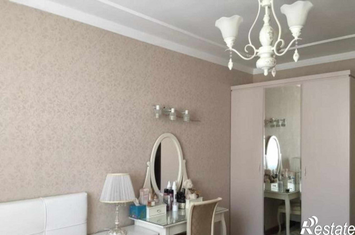3-комн квартира 20-я улица, 43