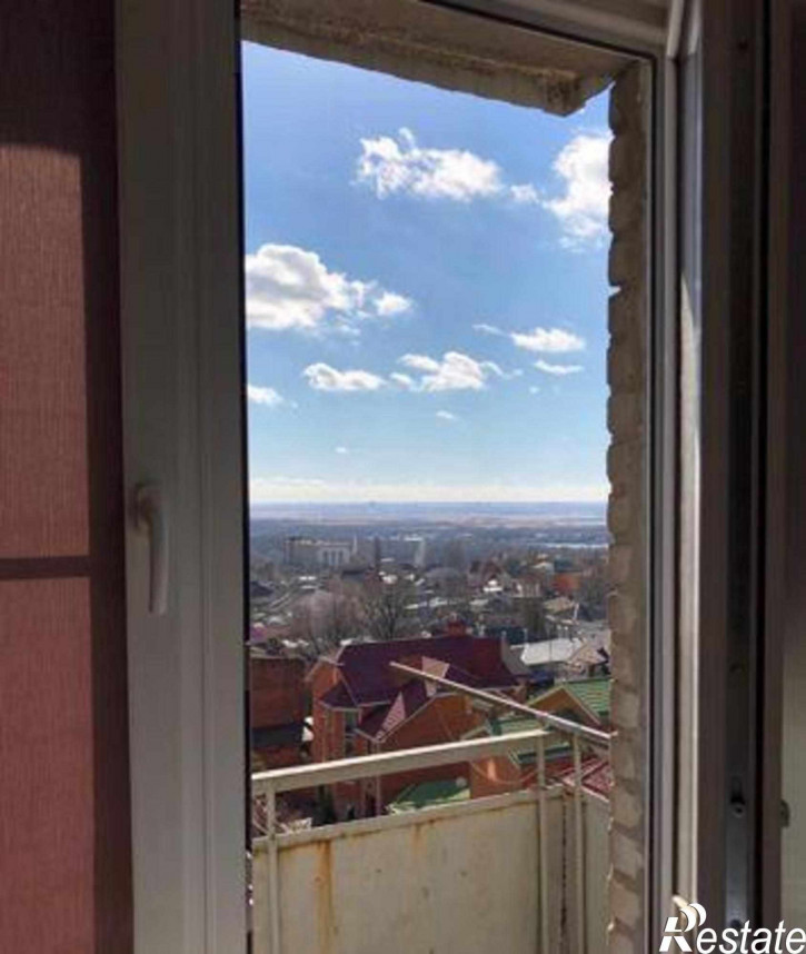 3-комн квартира улица Закруткина, 30/23