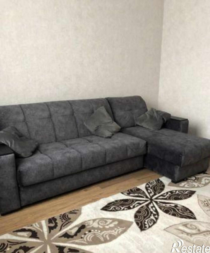 2-комн квартира улица Жданова, 15