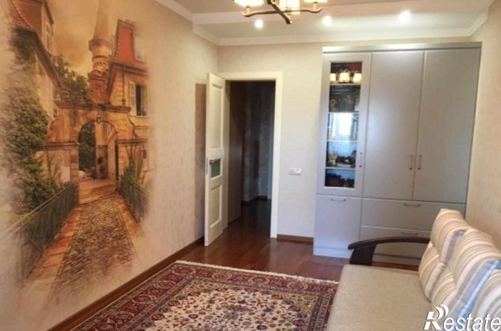 3-комн квартира 20-я улица, 43