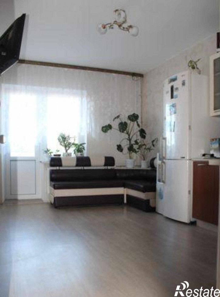 3-комн квартира улица Тимофеева, 13/1