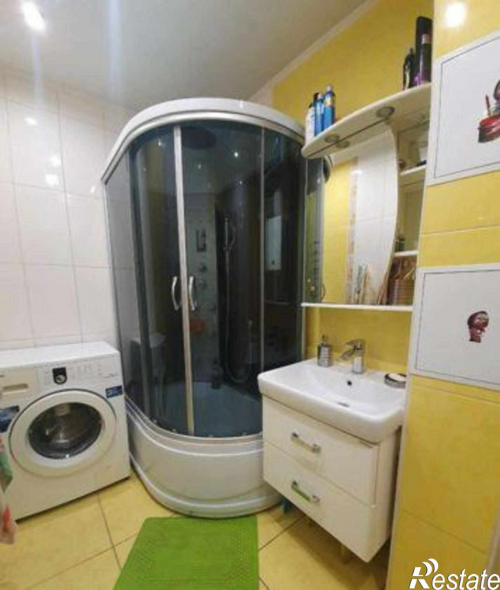 2-комн квартира улица 20-я Линия, 54