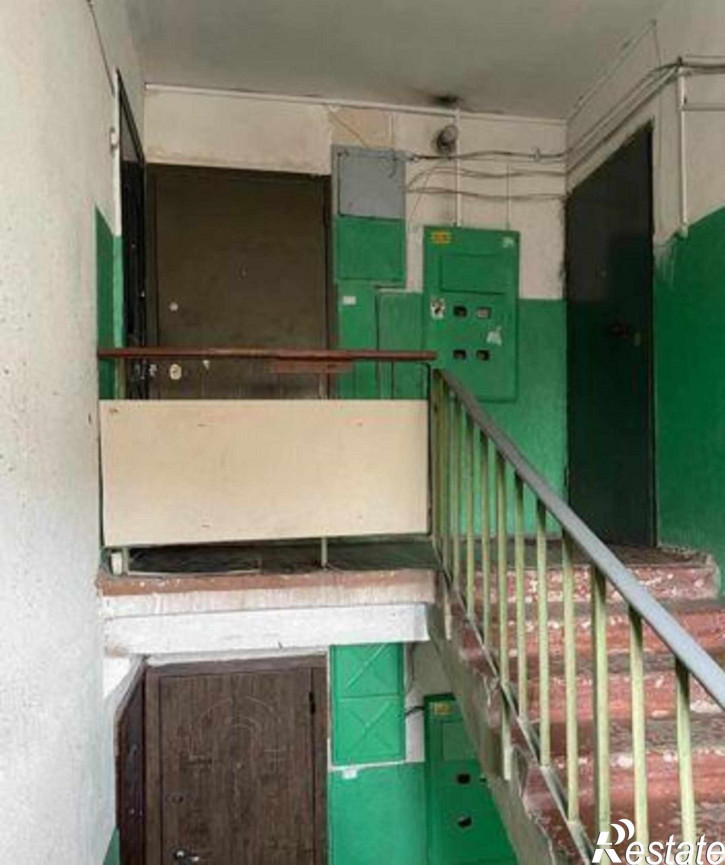4-комн квартира улица Добровольского, 10