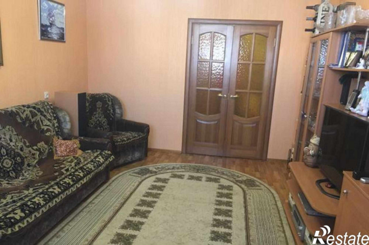 3-комн квартира улица Миронова, 14А