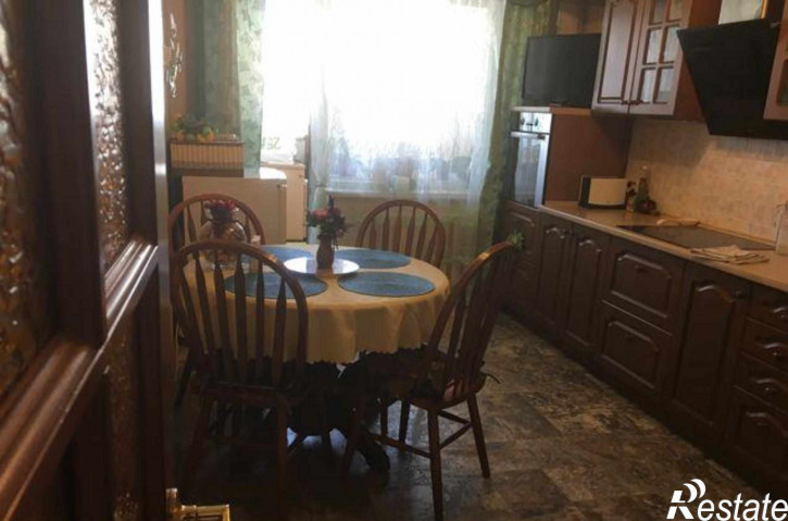 3-комн квартира улица Миронова, 14А