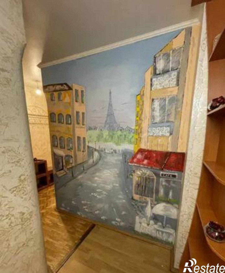 2-комн квартира бульвар Комарова, 30