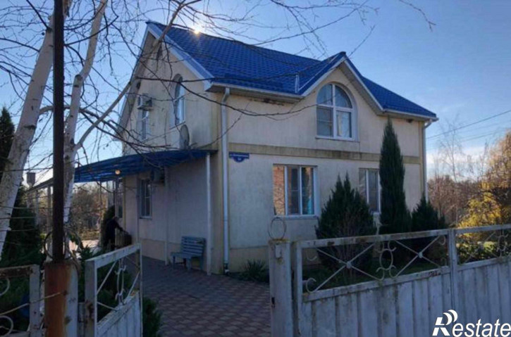 Коттедж/дом Центральная улица, 51