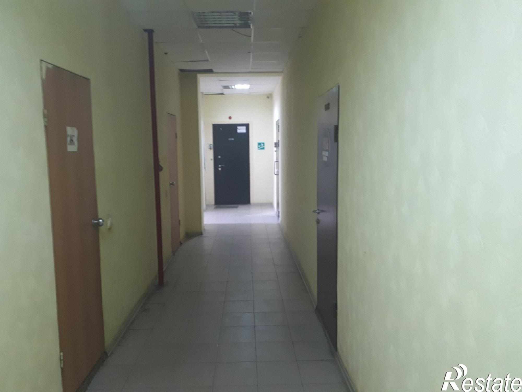 Купить офис, помещение под офис за 2 700 000 рублей на Революционная улица, 70