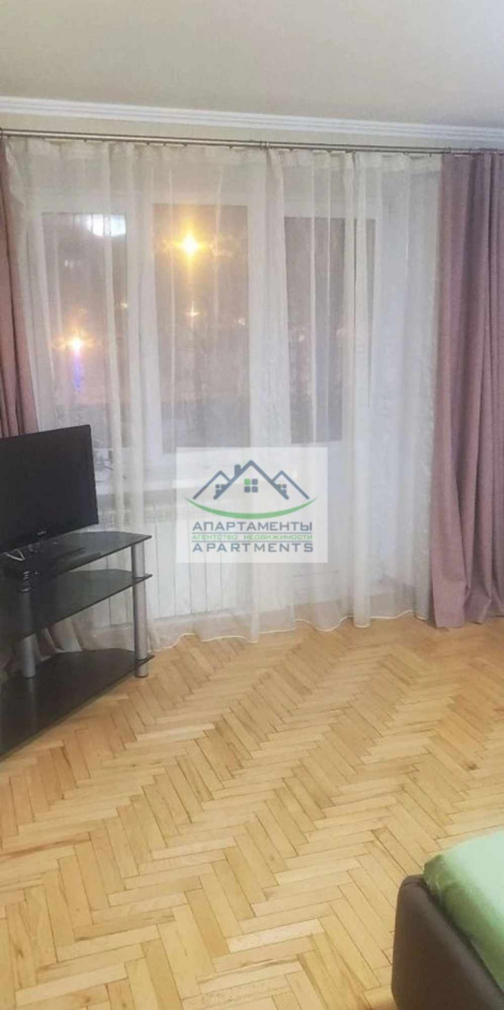1-комн квартира Орджоникидзе ул, 9