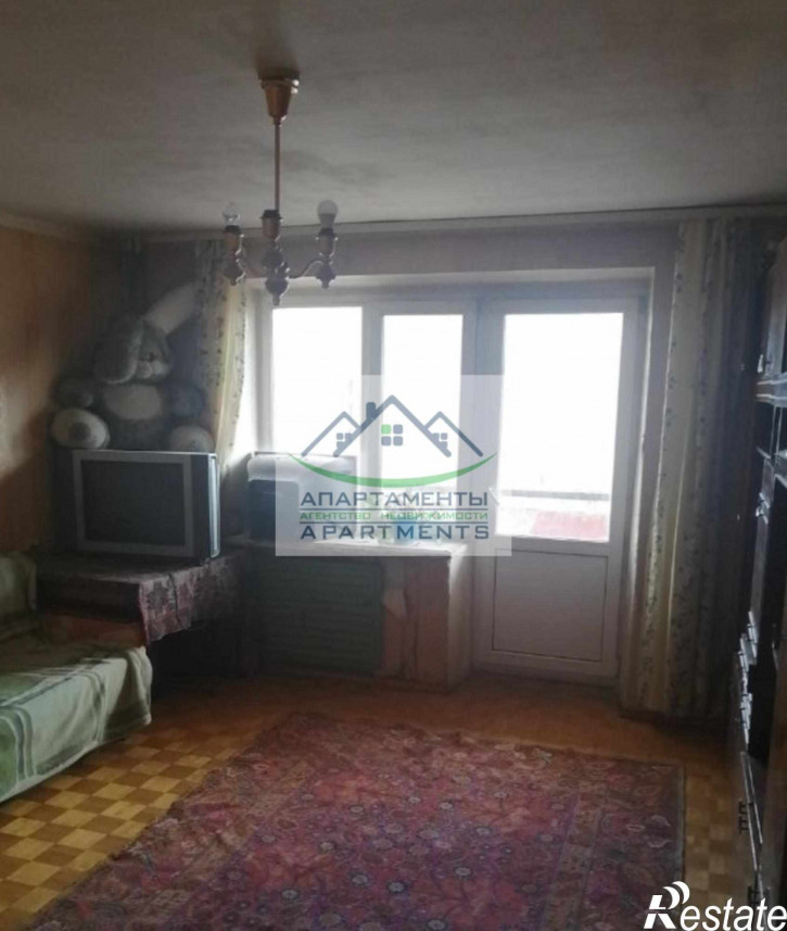 4-комн квартира Нежнова ул, 73