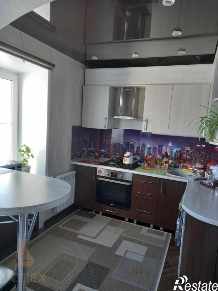 1-комн квартира Комарова ул, 3 к 1