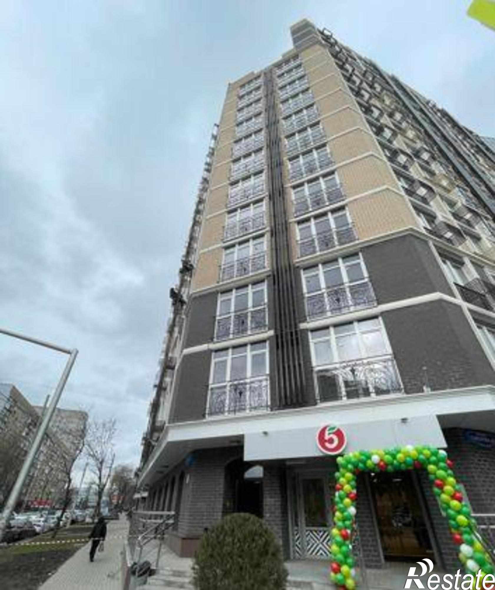 Купить квартиру за 11 100 000 рублей на проспект Соколова, 86