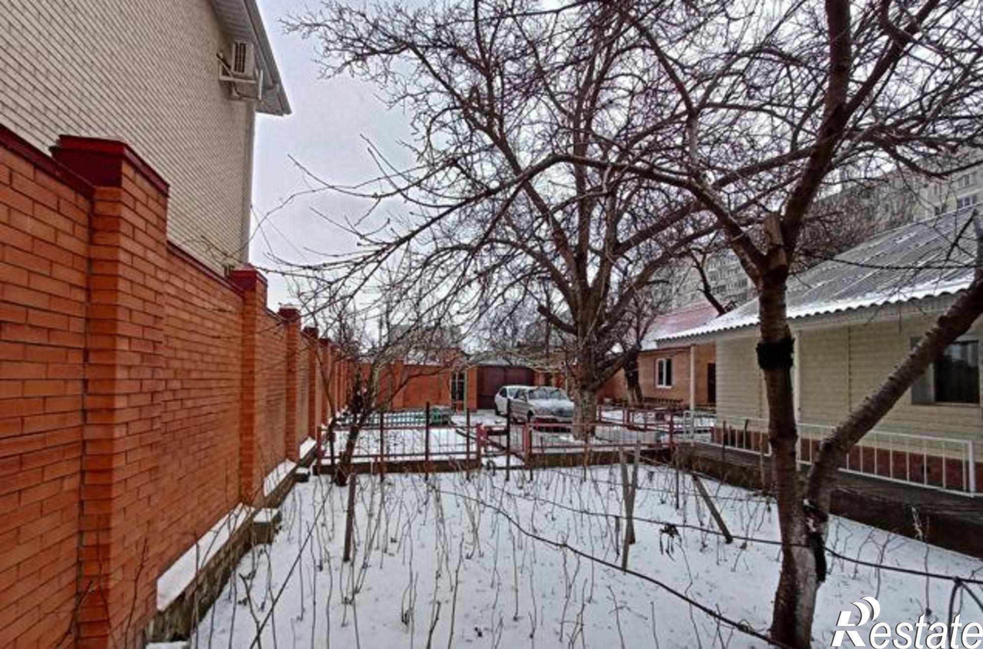 Купить дачу, дом, коттедж за 10 450 000 рублей на Коломенский переулок, 10