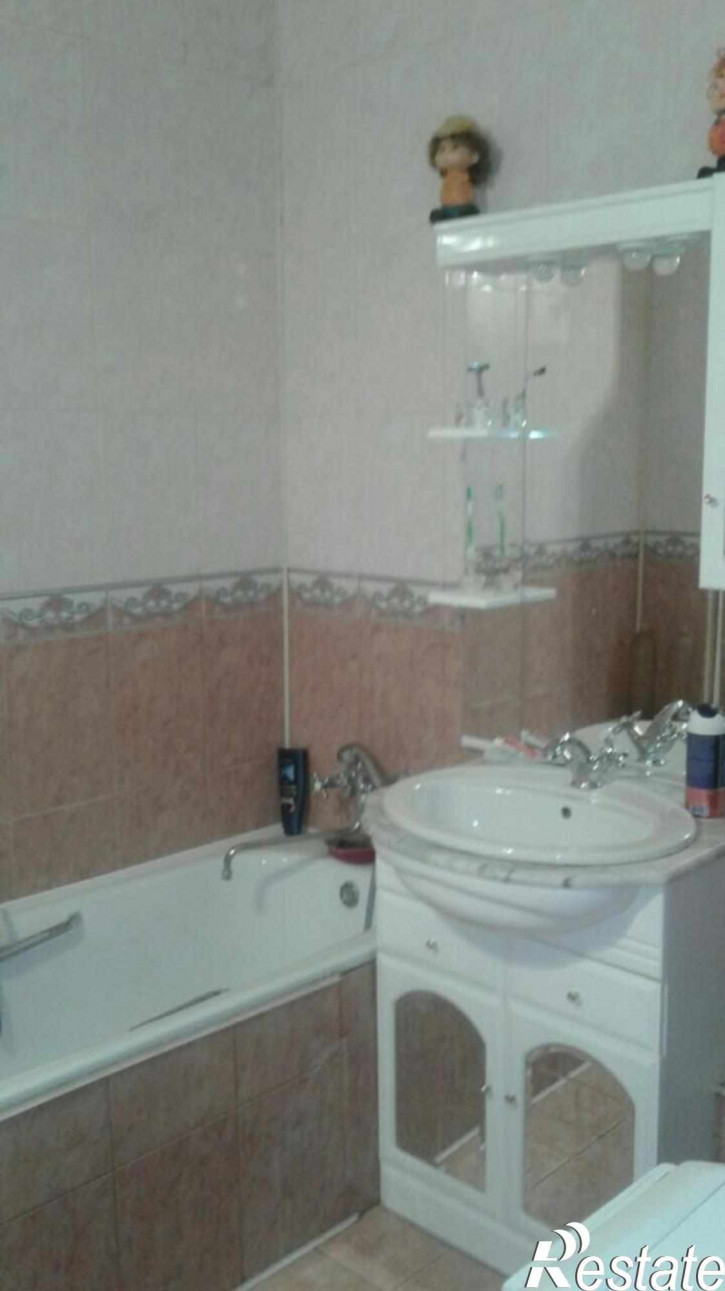 3-комн квартира Благова ул