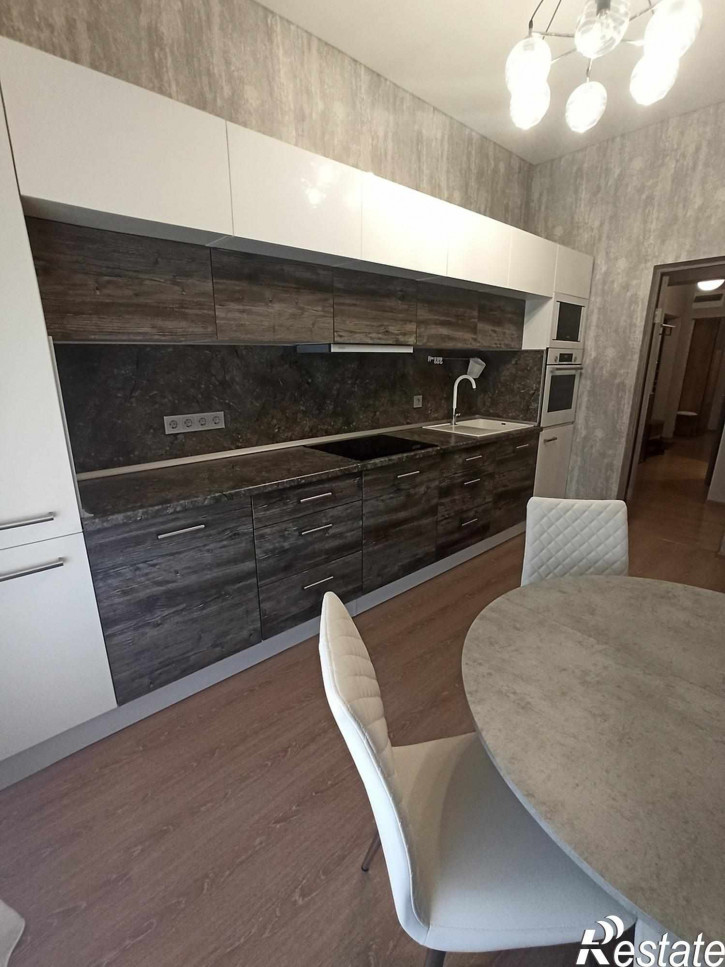 4-комн квартира Пионерский проспект, 57к2