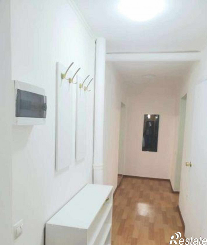 2-комн квартира Вятская улица, 43