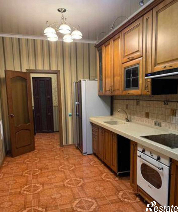 3-комн квартира улица Добровольского, 1/3