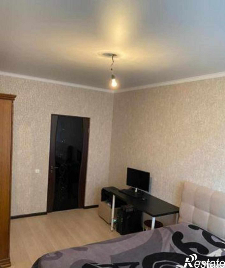 3-комн квартира улица Богданова, 85