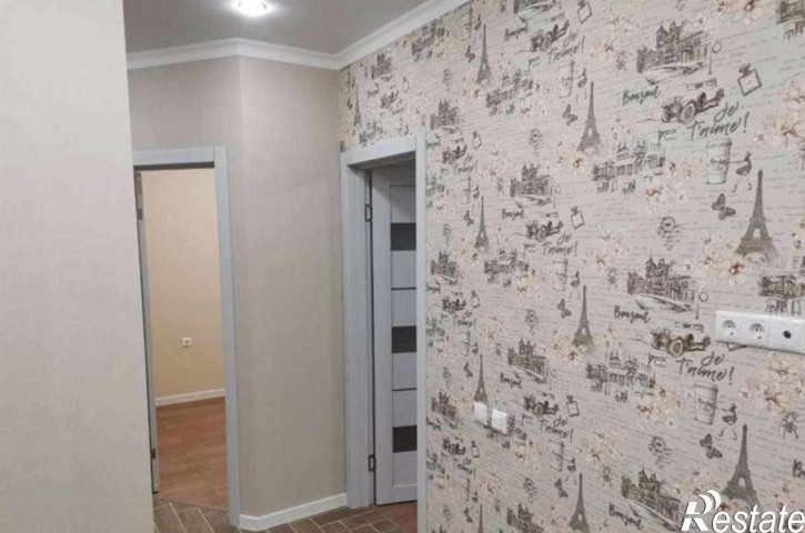 2-комн квартира улица Шаповалова, 1Д