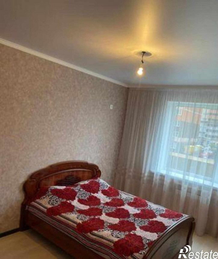 3-комн квартира улица Богданова, 85