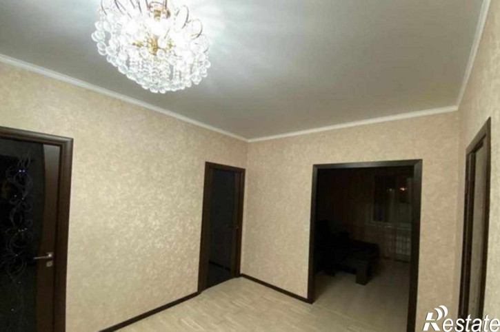 3-комн квартира улица Богданова, 85
