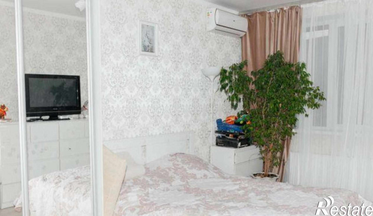 1-комн квартира переулок Салютина, 2