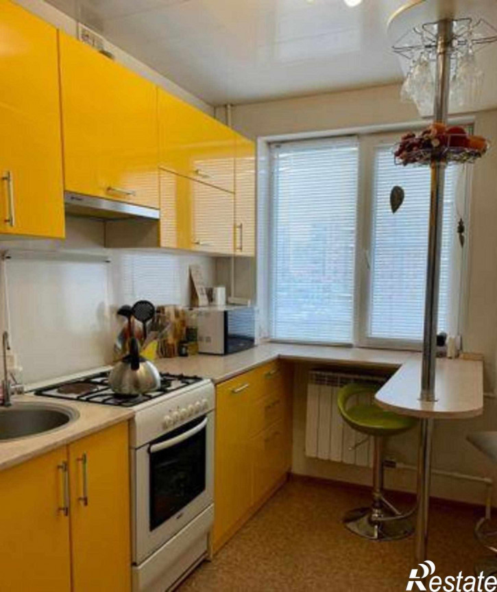 3-комн квартира улица Добровольского, 5
