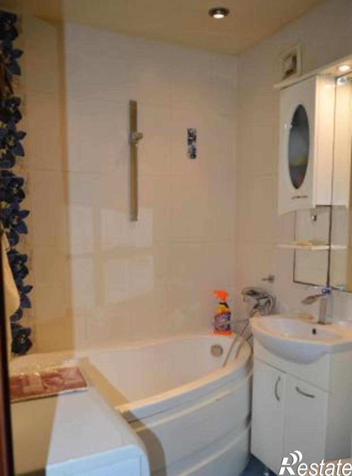 1-комн квартира улица Коммунаров, 33Д