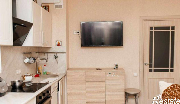 1-комн квартира переулок Салютина, 2