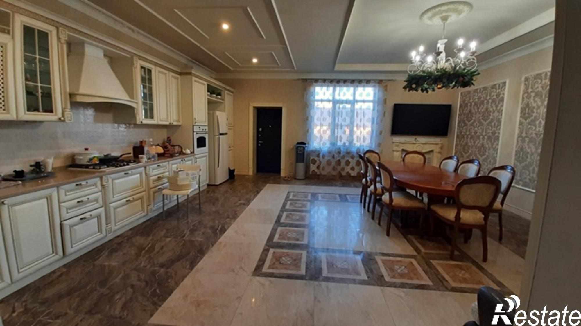 Купить дачу, дом, коттедж за 25 000 000 рублей на Березовая улица, 789