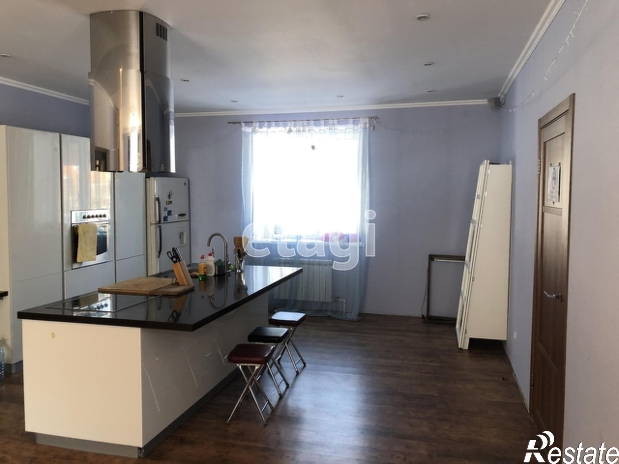 Купить дачу, дом, коттедж за 15 250 000 рублей на Кооперативная улица