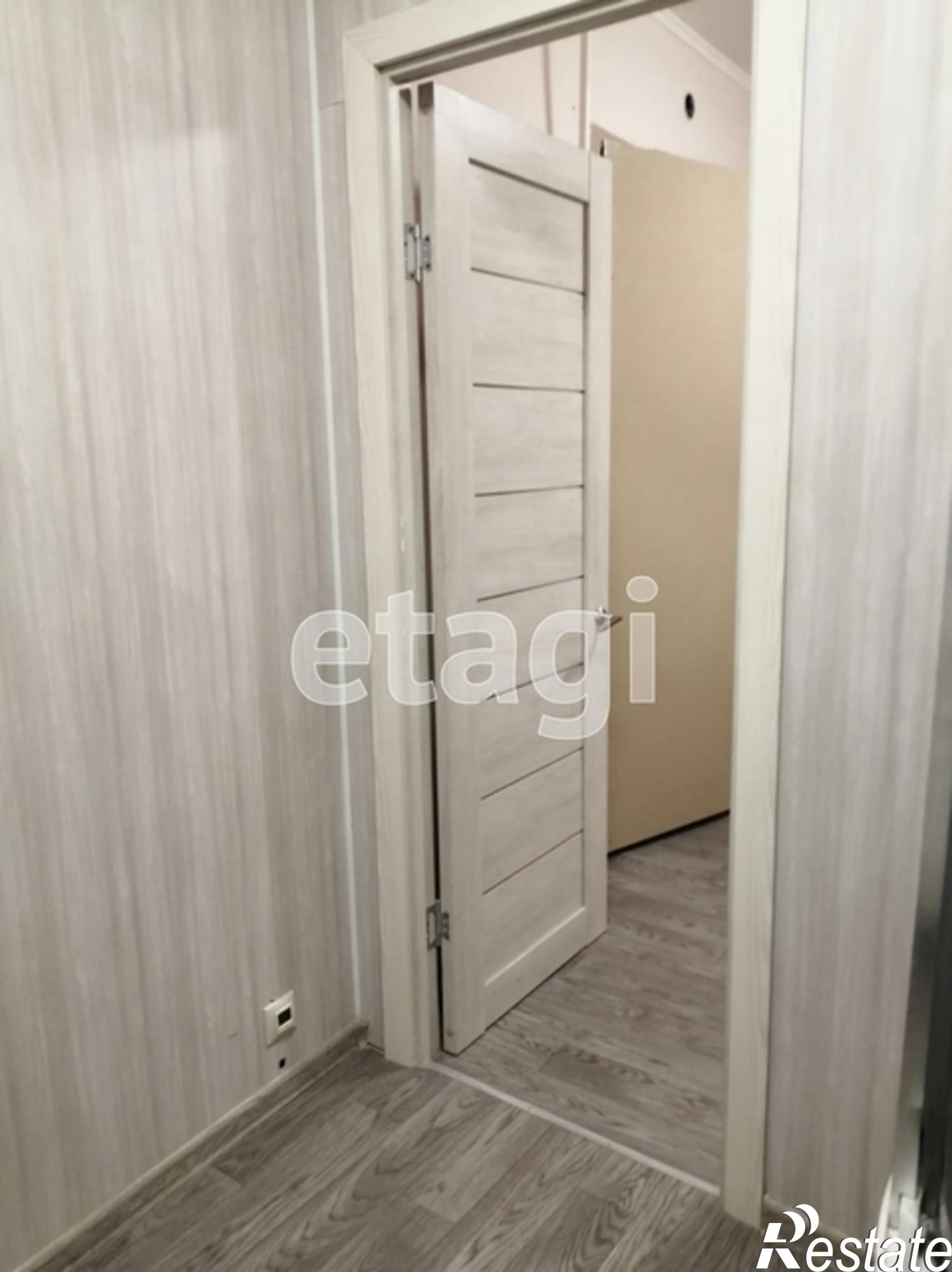 Купить дачу, дом, коттедж за 11 500 000 рублей на Array