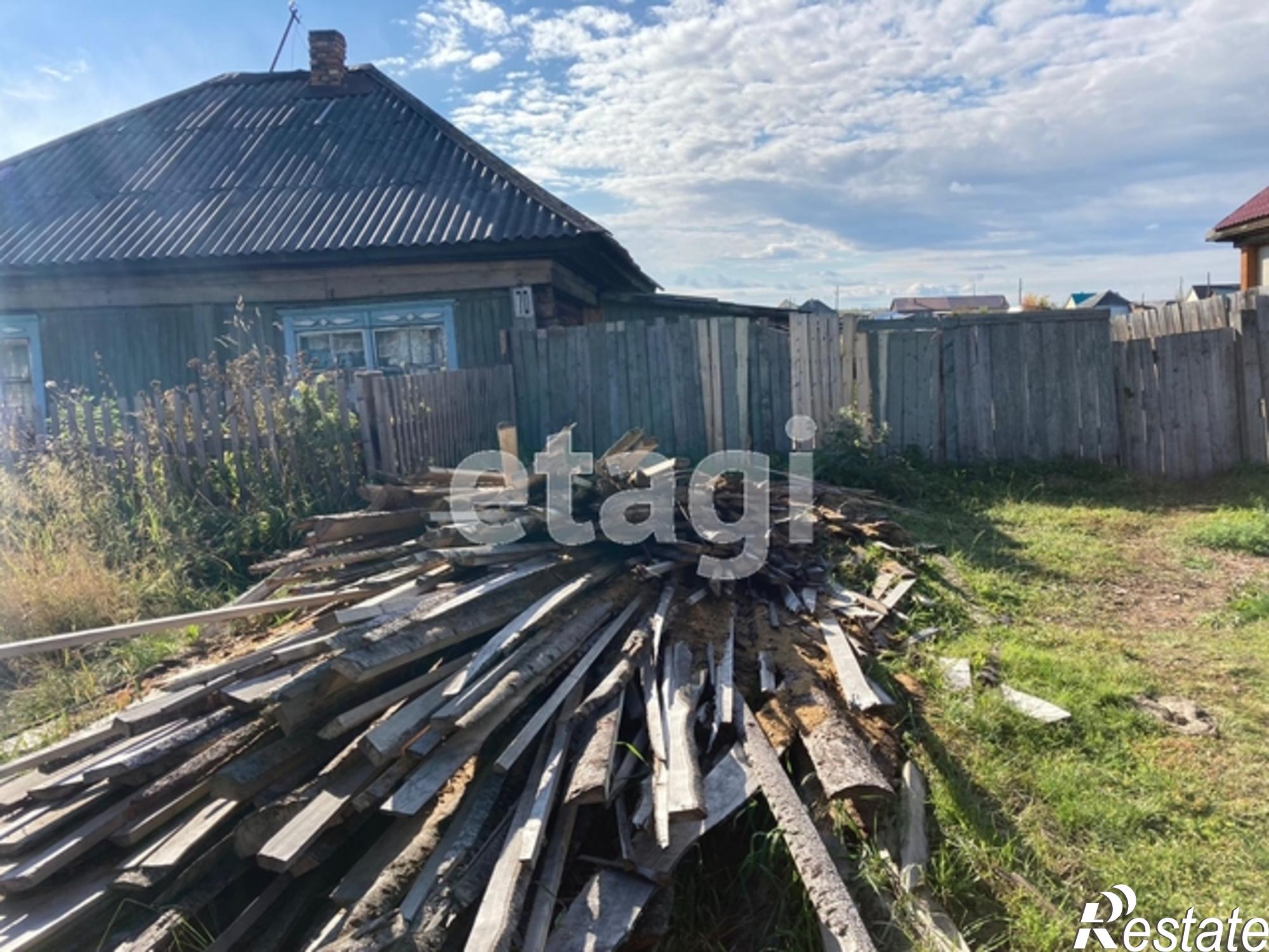 Купить дачу, дом, коттедж за 250 000 рублей на улица Комарова