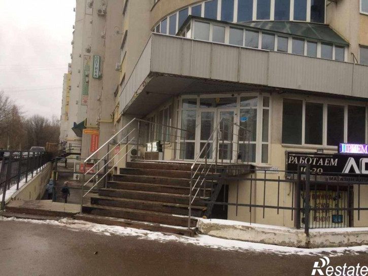 Торговое помещение Кирова проспект, 104