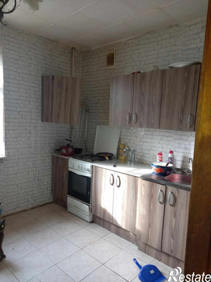 4-комн квартира Орджоникидзе ул, 124