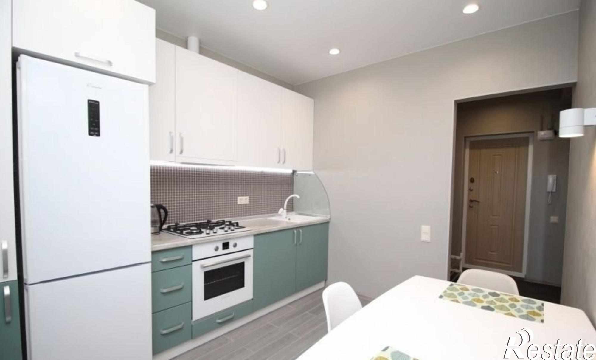 Сдать квартиру за 18 000 рублей на Авроры улица, 201