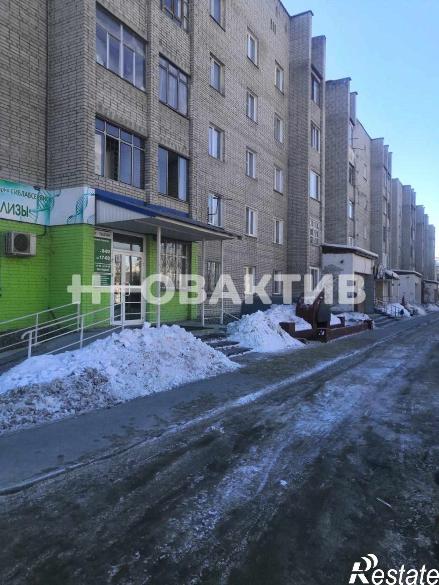 Сдать торговое помещение за 125 000 рублей на улица Ленина, 28