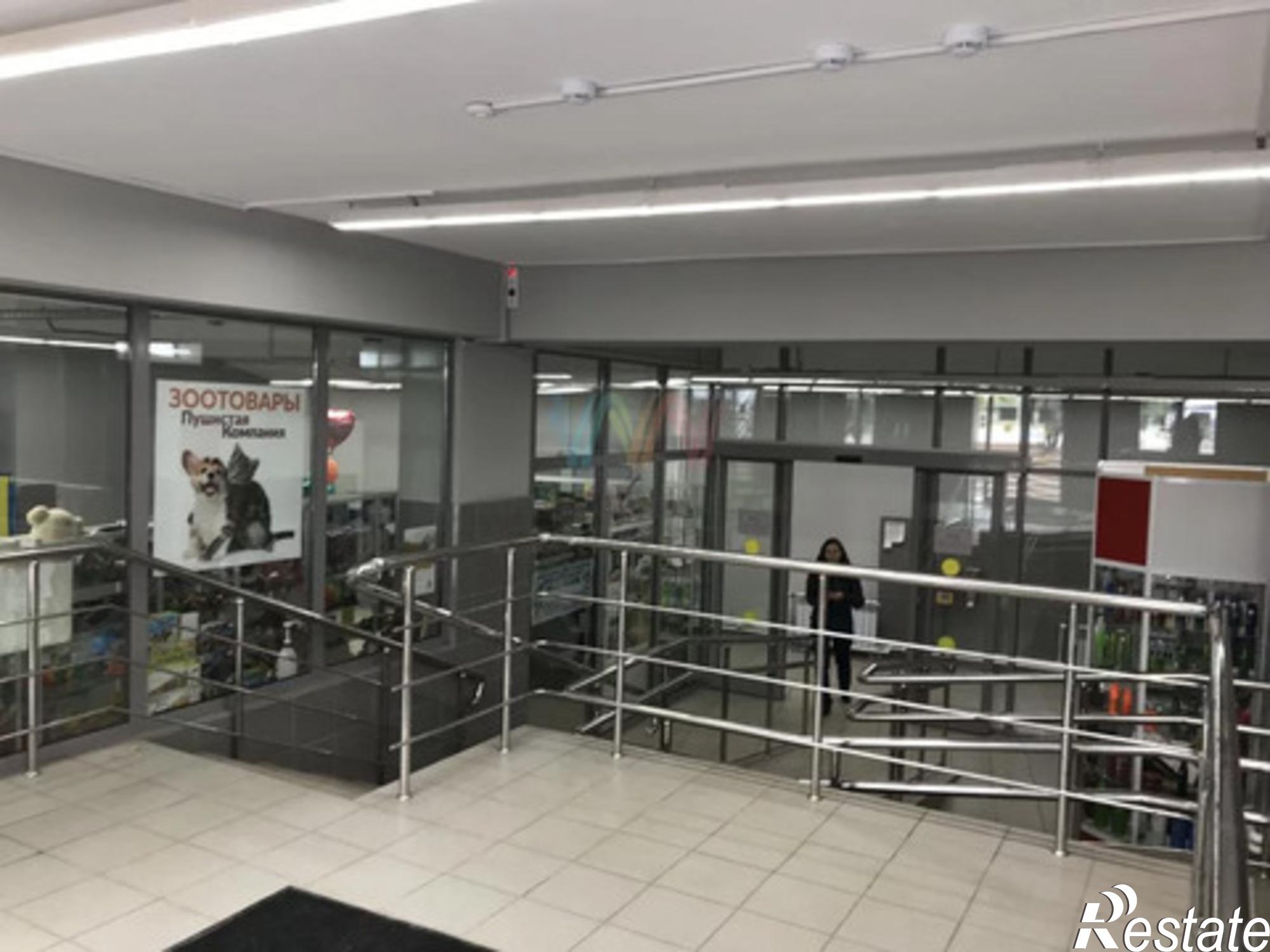 Купить торговое помещение за 80 000 000 рублей на Набережная Реки Уфы, 39/3