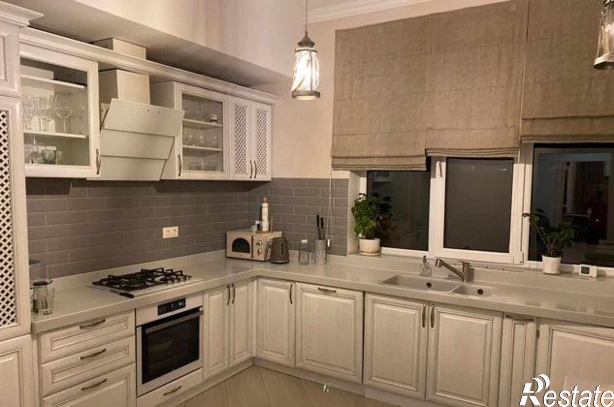 Купить дачу, дом, коттедж за 12 830 000 рублей на улица Доватора, 69