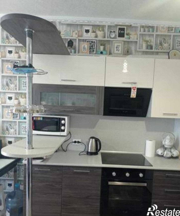 2-комн квартира проспект Сиверса, 32