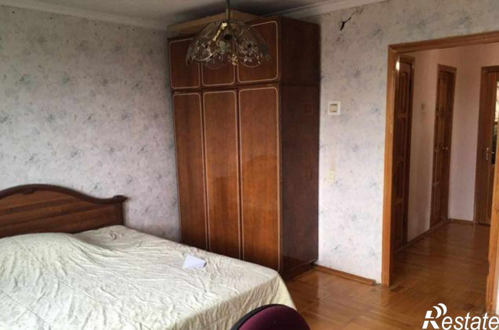 3-комн квартира улица Юфимцева, 4/1