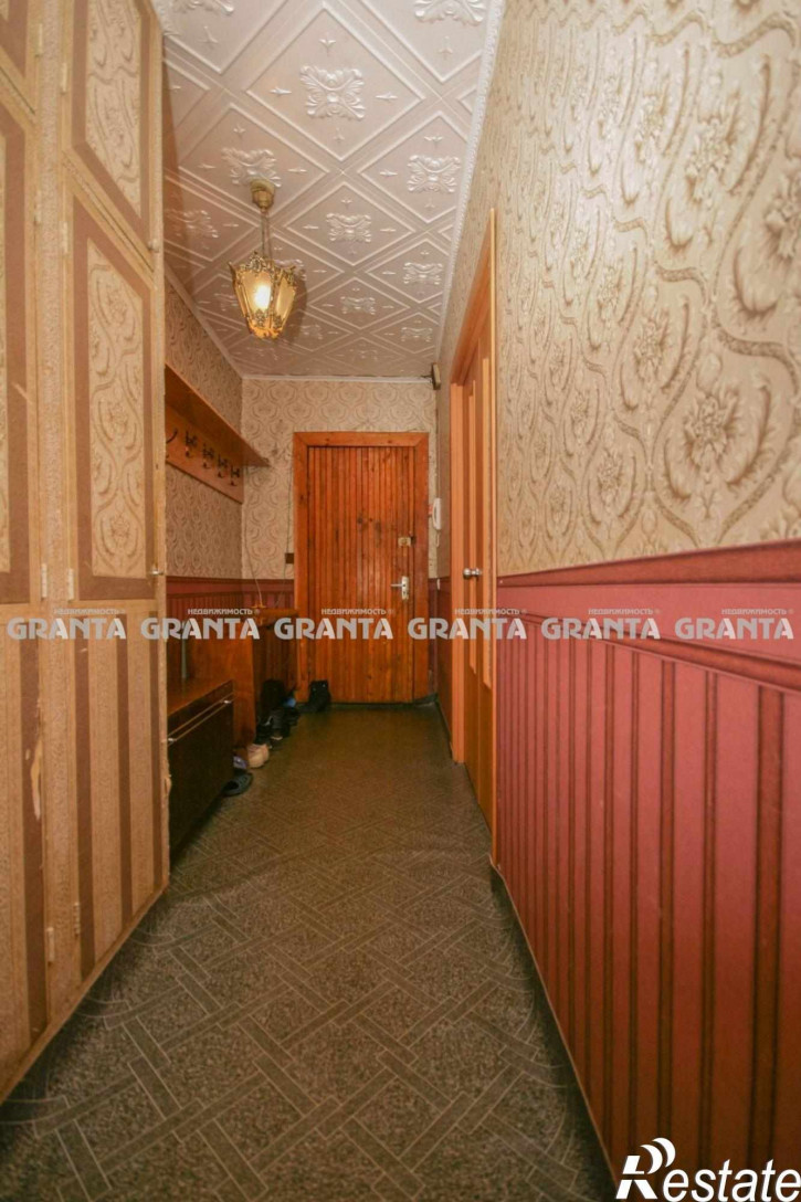 4-комн квартира пр-кт им газеты Красноярский Рабочий, 182