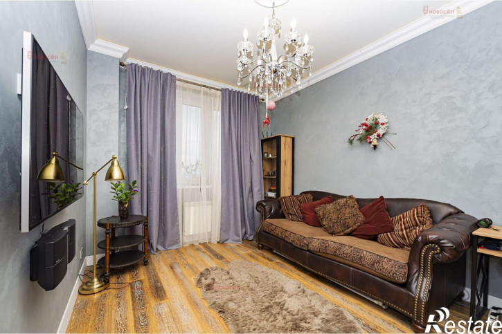 2-комн квартира Мельникова 38