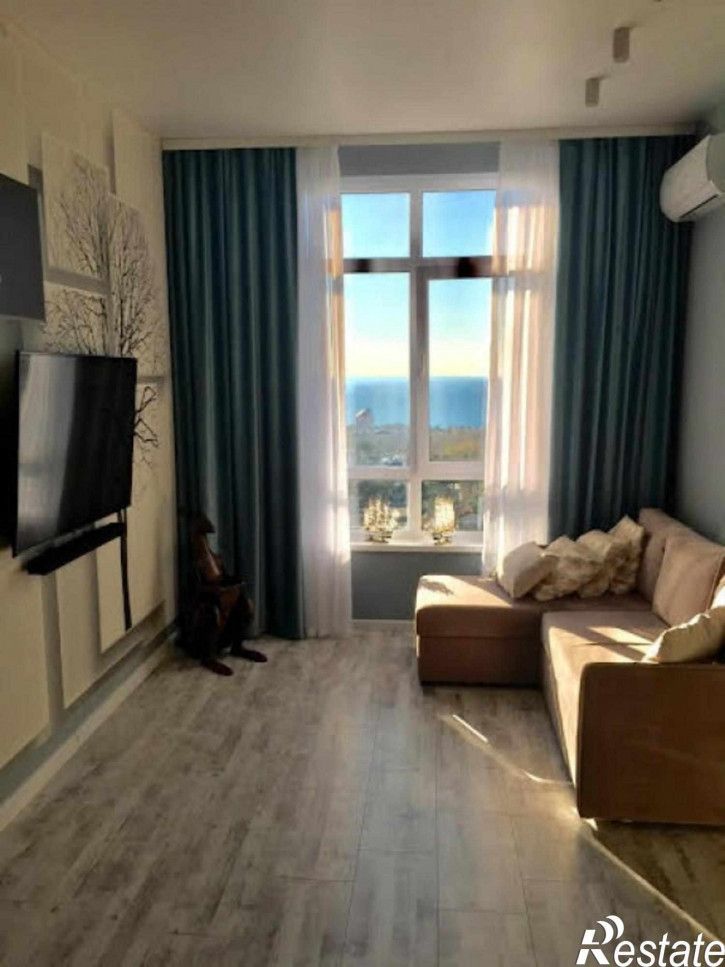 3-комн квартира Суворова, 27к2