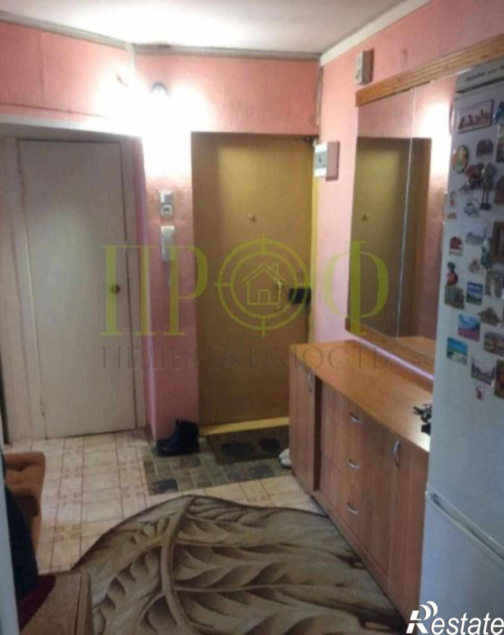 4-комн квартира ул. Инициативная,32