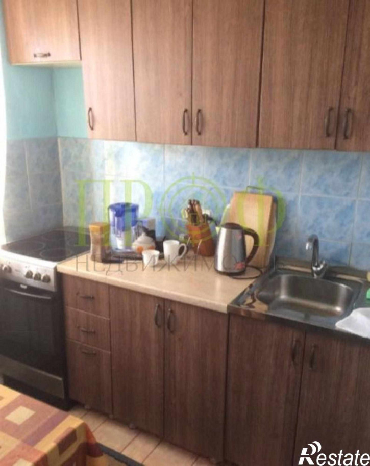4-комн квартира ул. Инициативная,32